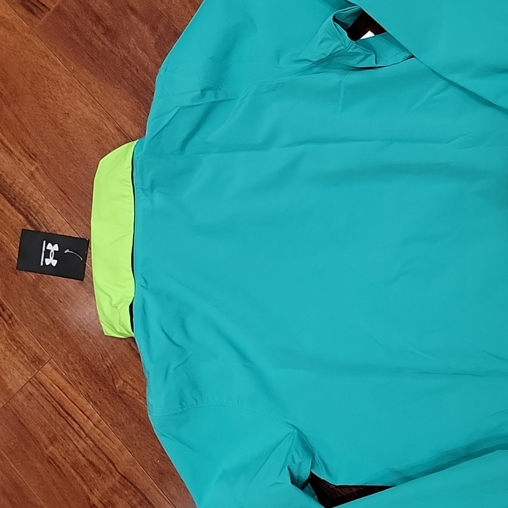 NWT size M Under Armour 1/2 zip windbreaker - Picture 8 of 14